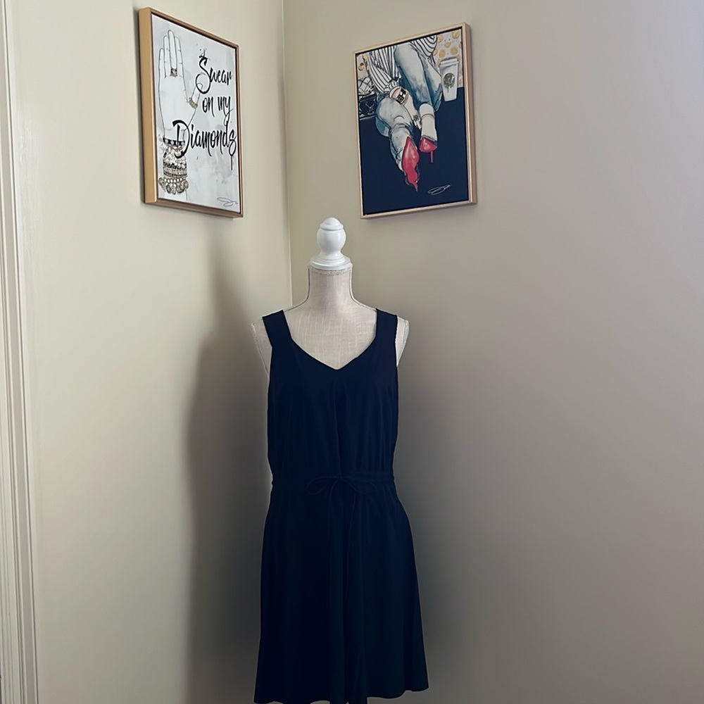 Athleta Black Sleeveless Scoop Neck Sundress